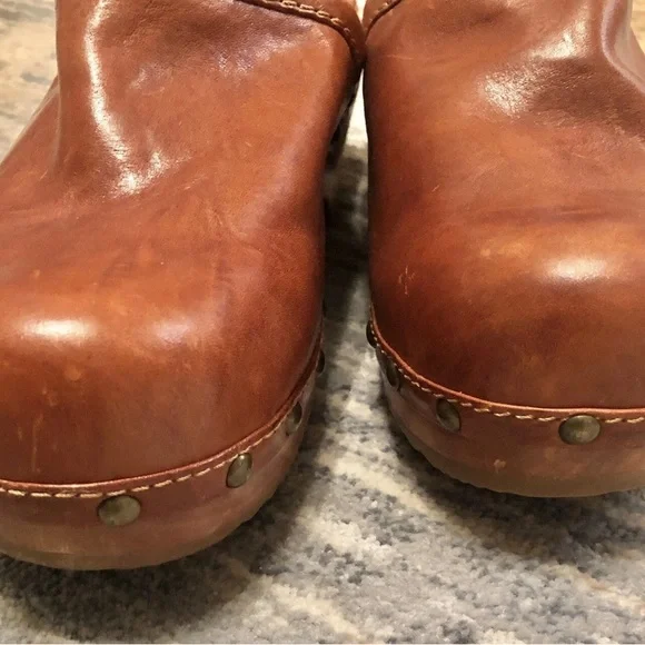 Frye Clara Campus Clogs Leather, Cognac, Sz 6.5- EUC- LIKE NEW - Picture 12 of 12
